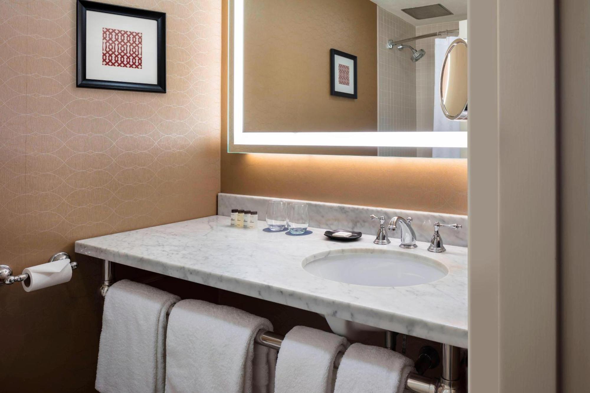 Sheraton Commander Hotel Cambridge Ngoại thất bức ảnh